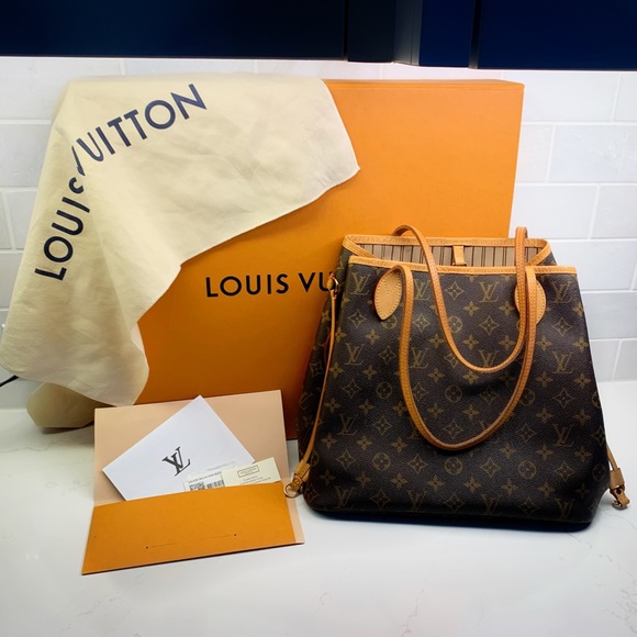Louis Vuitton Handbags - Louis Vuitton Neverfull MM🤎
